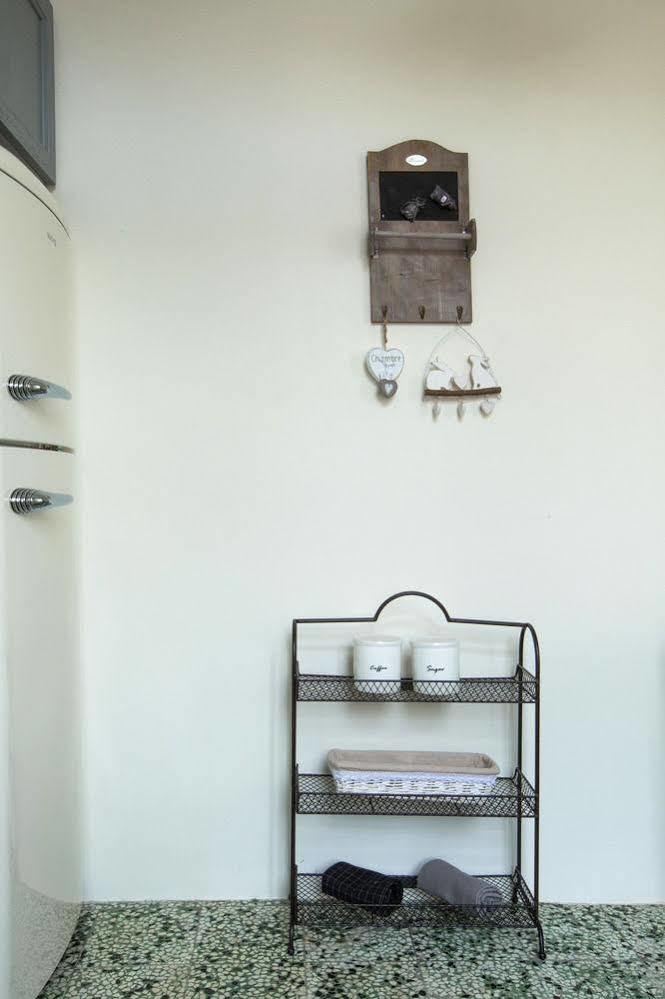 Classic Villas Ouziel Salonic Exterior foto